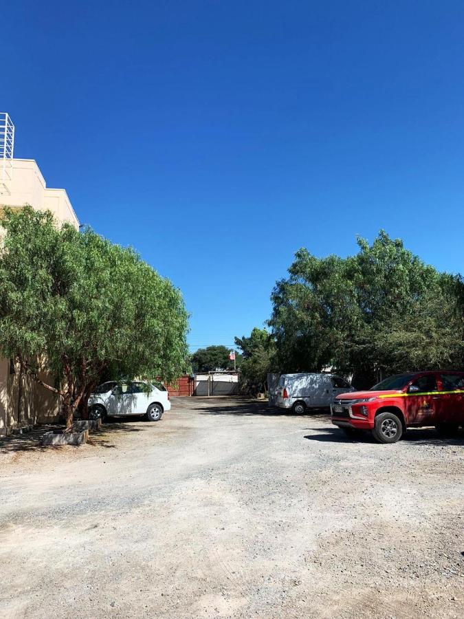 Juku Hostal Calama Exterior photo